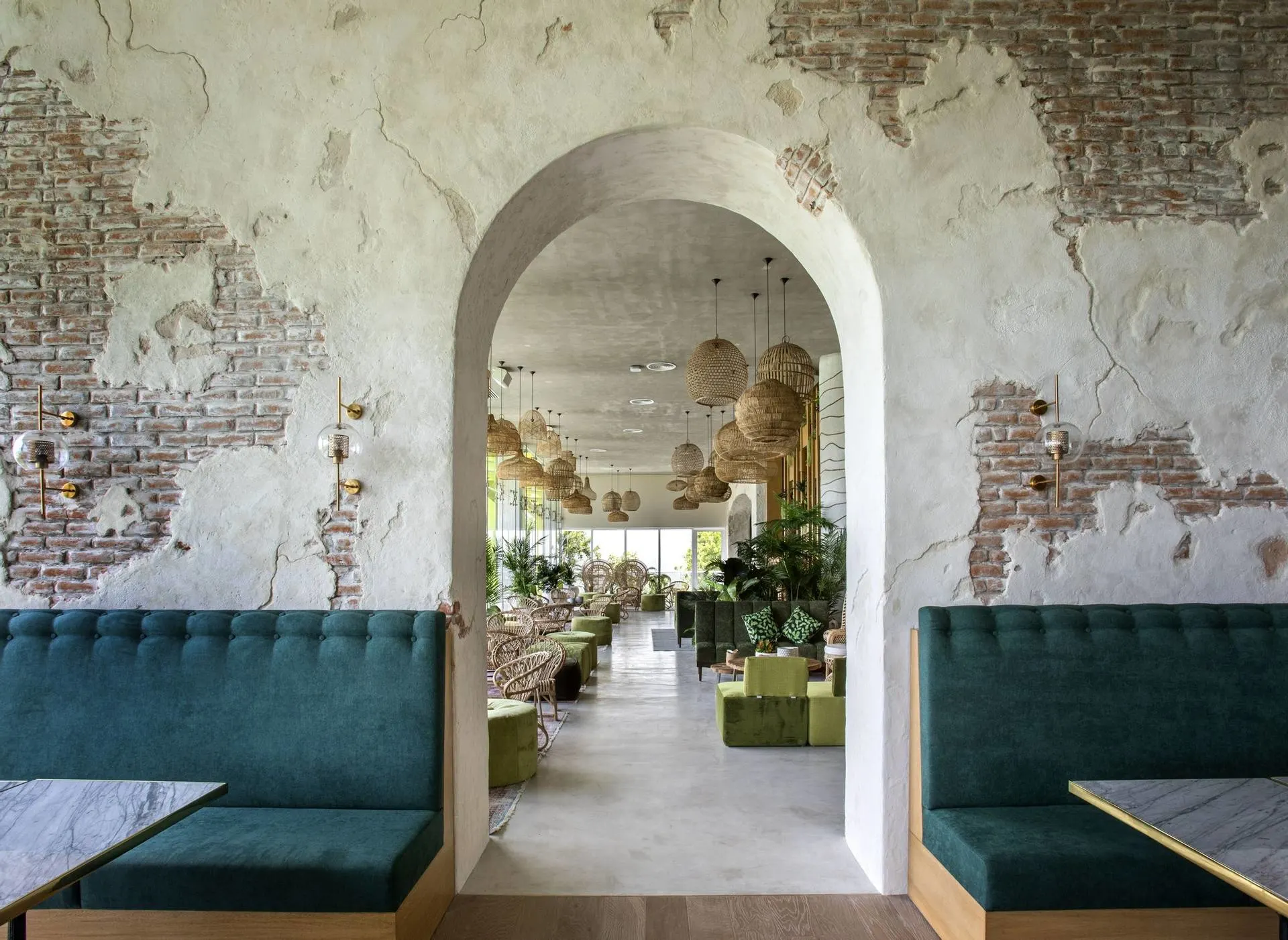 Palmaia-work-remote-lounge